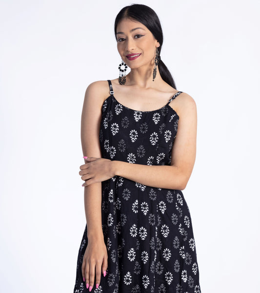 Black & White Motif Maxi Dress