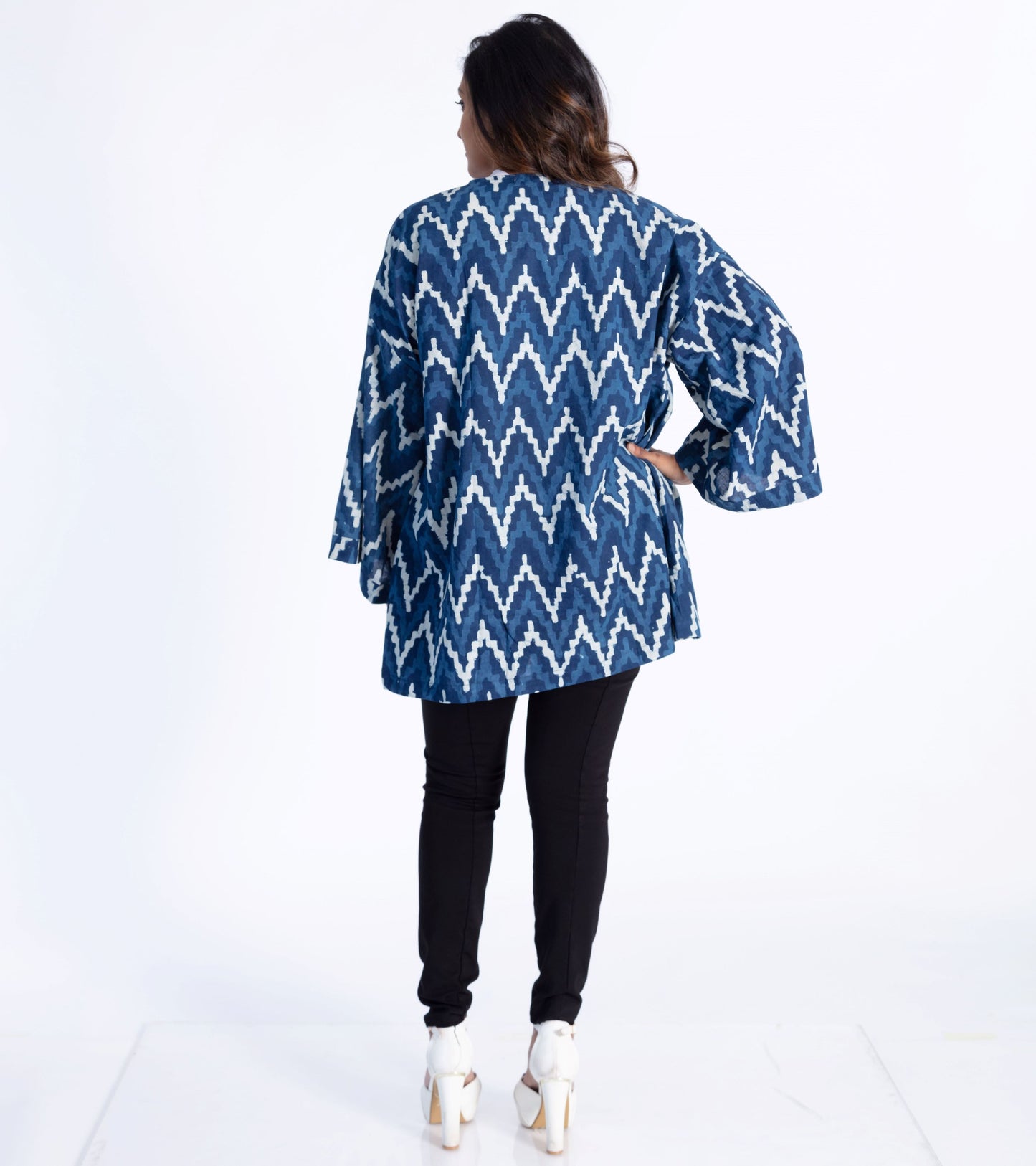 Zig-Zag Print Cotton Shrug