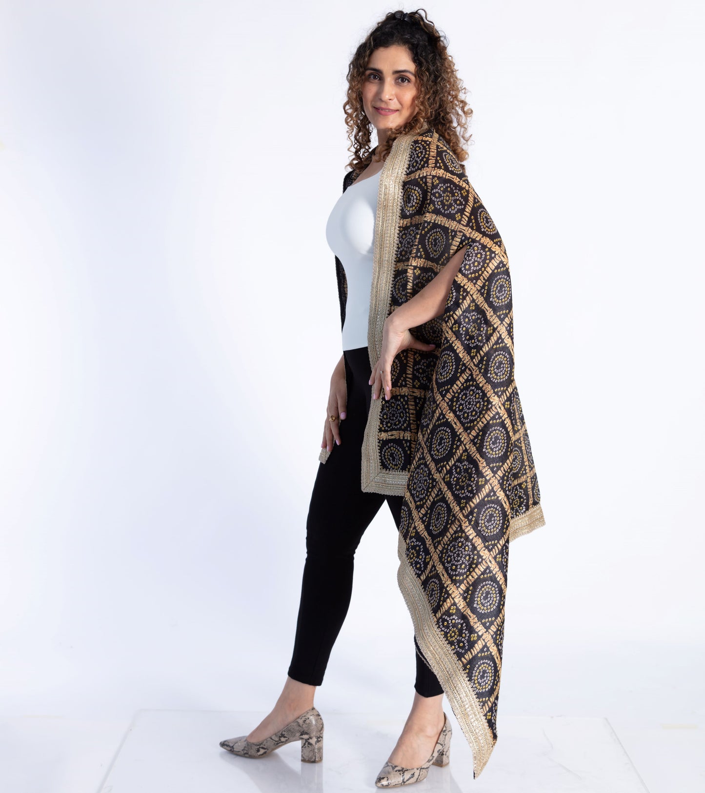 Black Bandhani Ethnic Cape